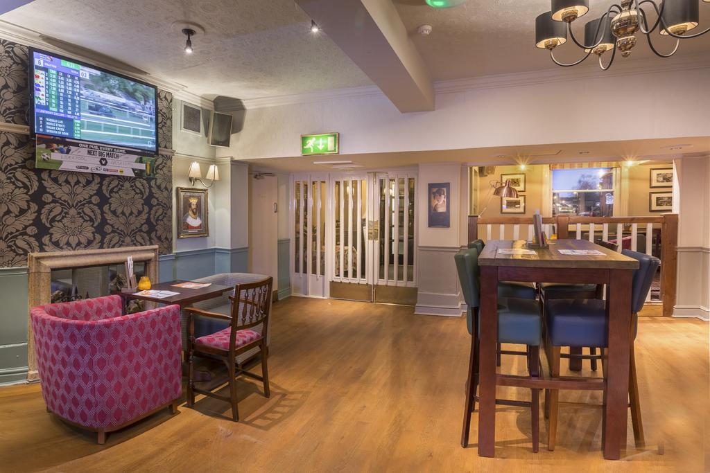 The George Hotel 3*